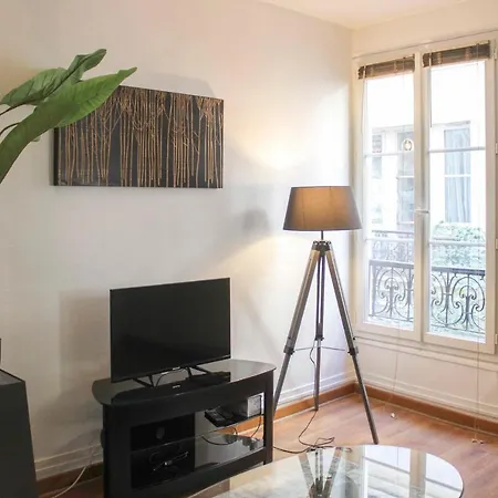 Pretty Nest Close To Pere-lachaise Apartman